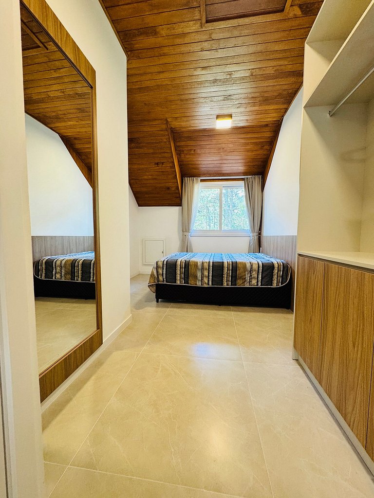 MRG - Convidativa Casa 3D em Condomínio Privativo em Canela